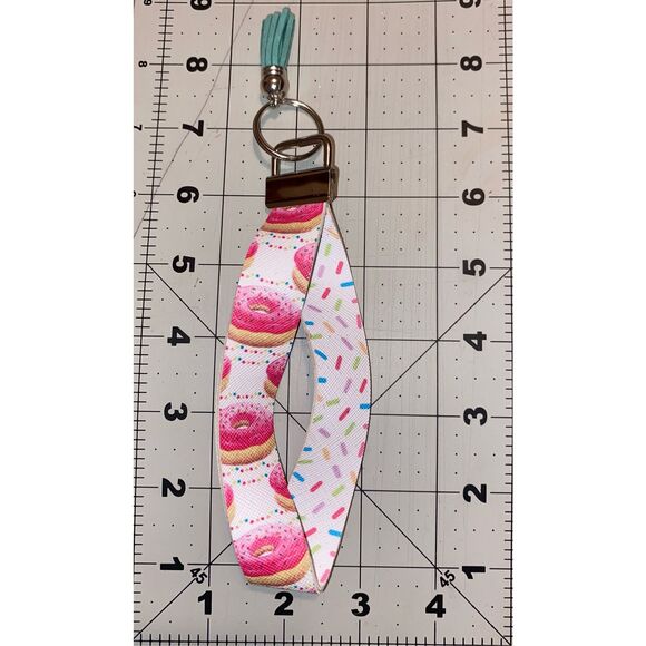 ☀️3/$12☀️ Doughnut and Sprinkle Wristlet Keychain with Blue Tassel - Picture 3 of 4
